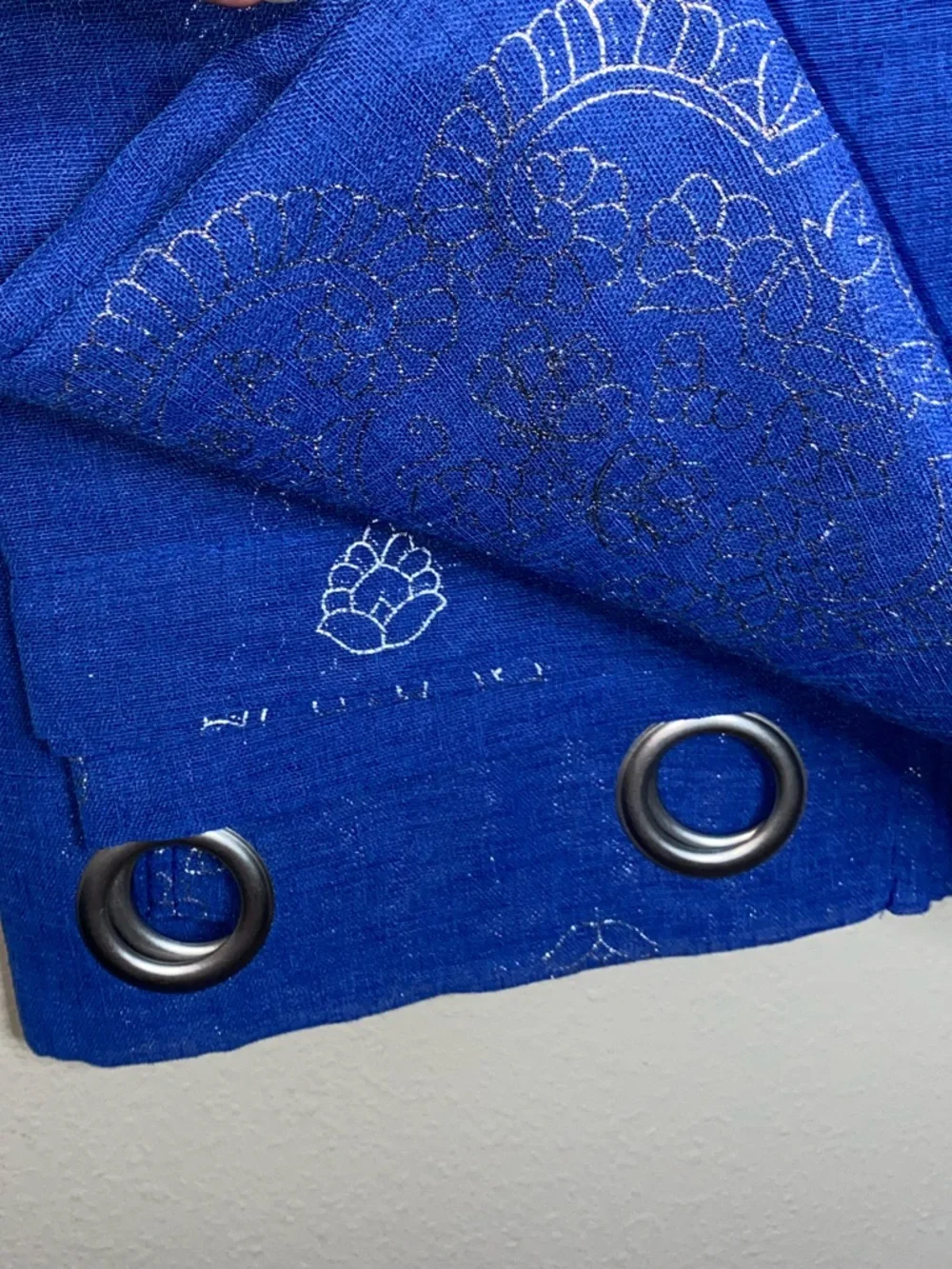 Metallic Window Panels in Blue